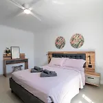 Beautiful Puerto Del Carmen 3 Bedrooms Crystal Private Pool