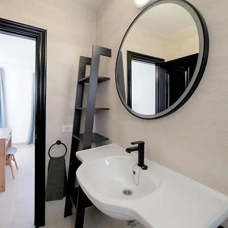 Villa Beautiful Puerto Del Carmen 3 Bedrooms Crystal Private Pool *