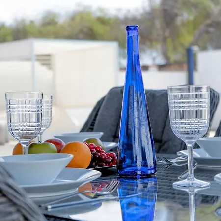 Beautiful Puerto Del Carmen 3 Bedrooms Crystal Private Pool Villa Tías