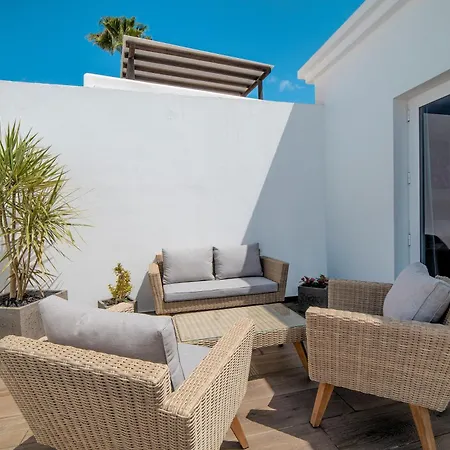 Villa Beautiful Puerto Del Carmen 3 Bedrooms Crystal Private Pool