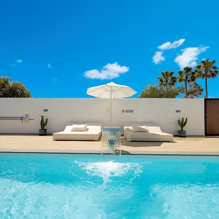 Beautiful Puerto Del Carmen 3 Bedrooms Crystal Private Pool Villa Tías