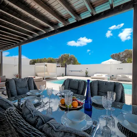Beautiful Puerto Del Carmen 3 Bedrooms Crystal Private Pool * Tías