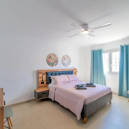 Beautiful Puerto Del Carmen 3 Bedrooms Crystal Private Pool Vila *