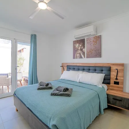 Vila Beautiful Puerto Del Carmen 3 Bedrooms Crystal Private Pool *