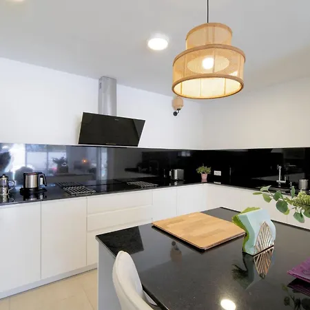Vila Beautiful Puerto Del Carmen 3 Bedrooms Crystal Private Pool *