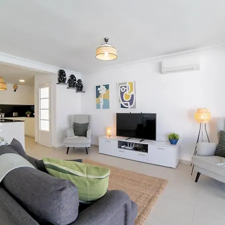 Beautiful Puerto Del Carmen 3 Bedrooms Crystal Private Pool *